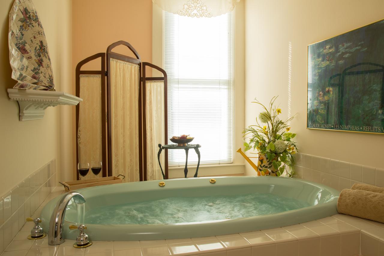 Astor House Bed & Breakfast Green Bay Luaran gambar