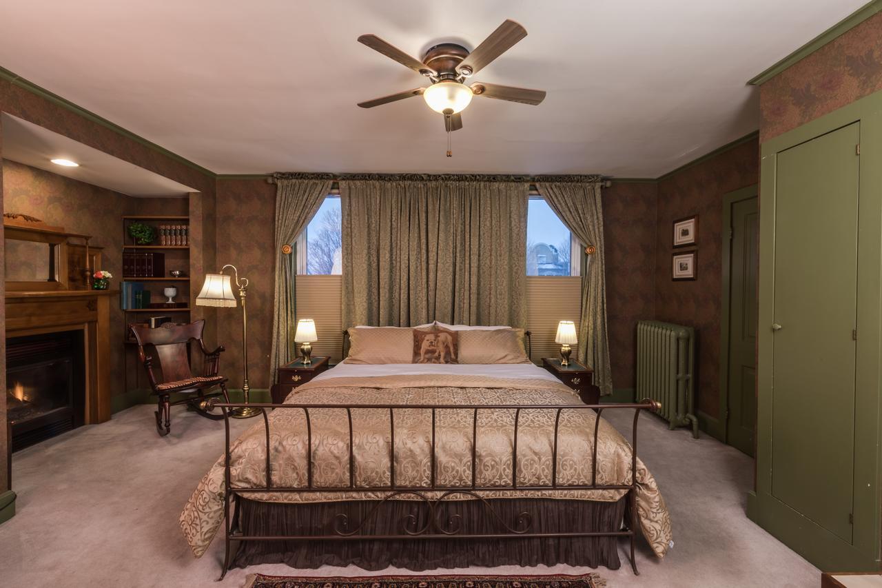 Astor House Bed & Breakfast Green Bay Luaran gambar
